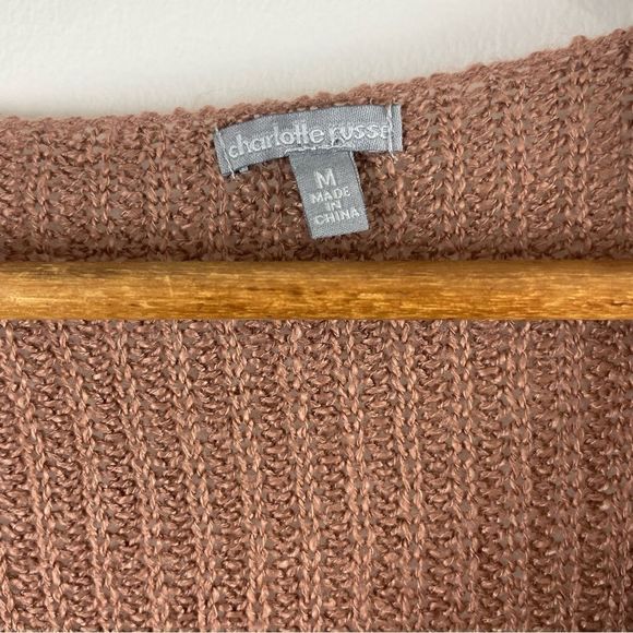 Charlotte Russe V-neck Sweater Size Medium - Picture 4 of 4